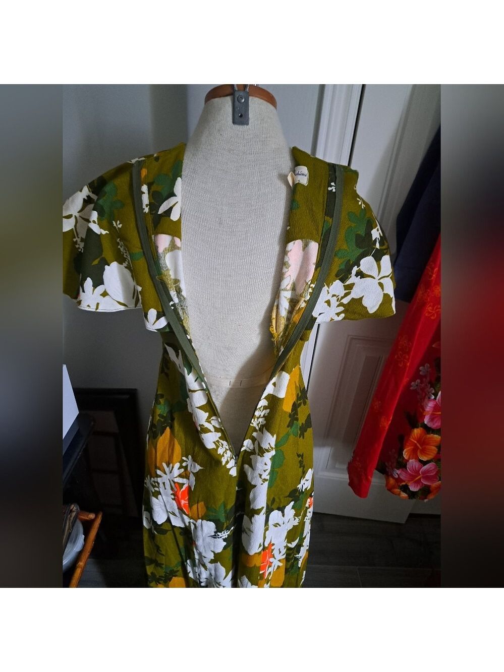 VTG HUKILAU Fashions Hawaiian maxi Dess Cotton Floral Short flutter Sleeves S-M - Picture 4 of 10